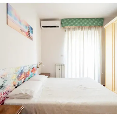 Tina's House - Bright And Near Metro C Apartamento Roma
